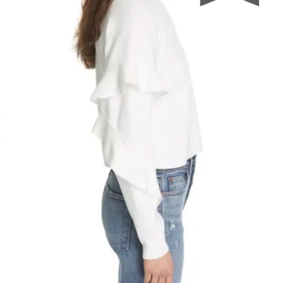 NWT! ALICE + OLIVIA Size M white ruffled sweater - Picture 4 of 13